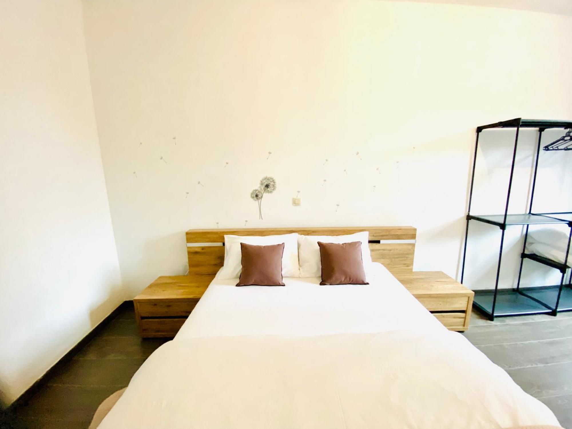 Residence Deluxe Charleroi Bagian luar foto