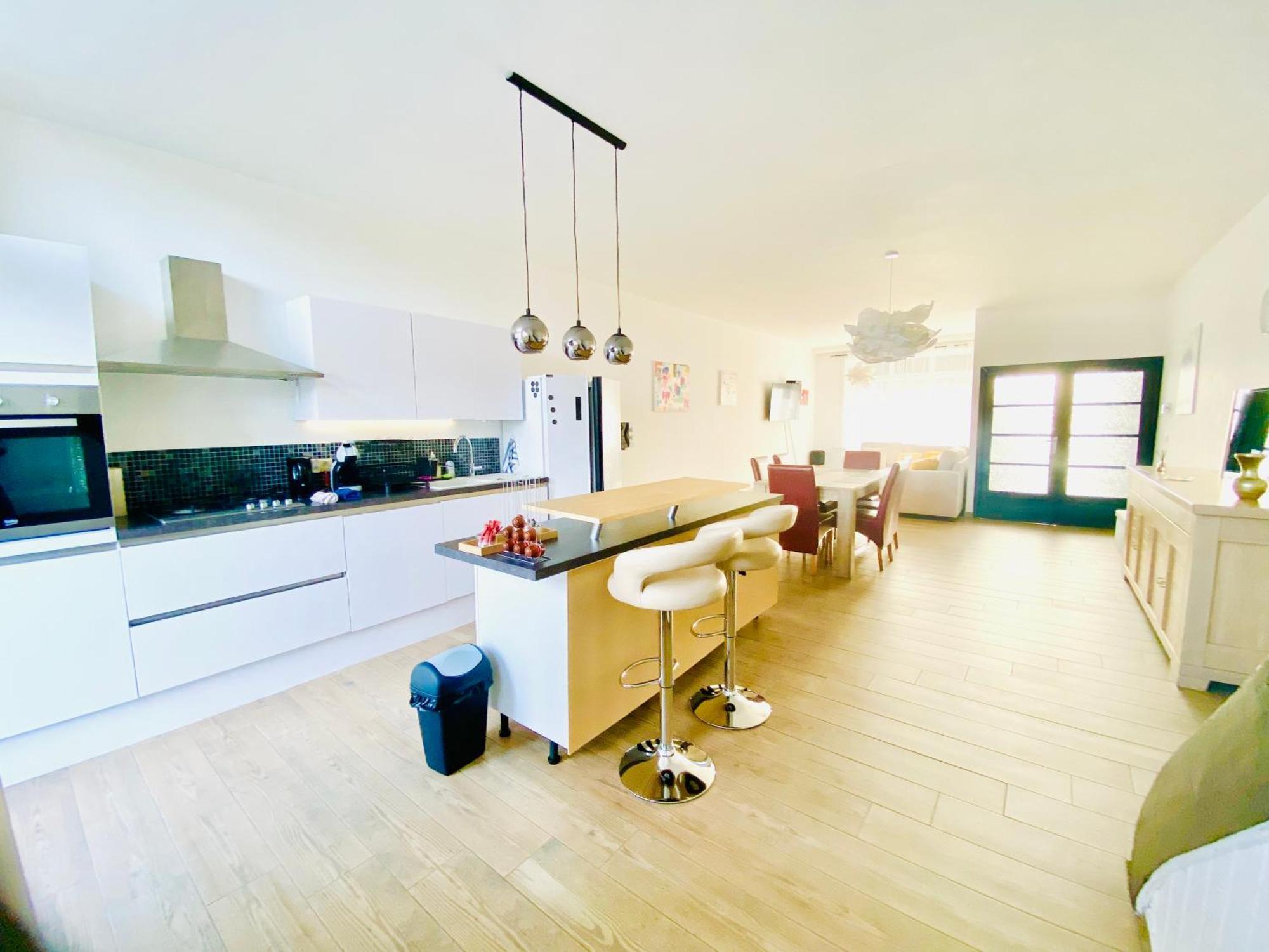 Residence Deluxe Charleroi Bagian luar foto
