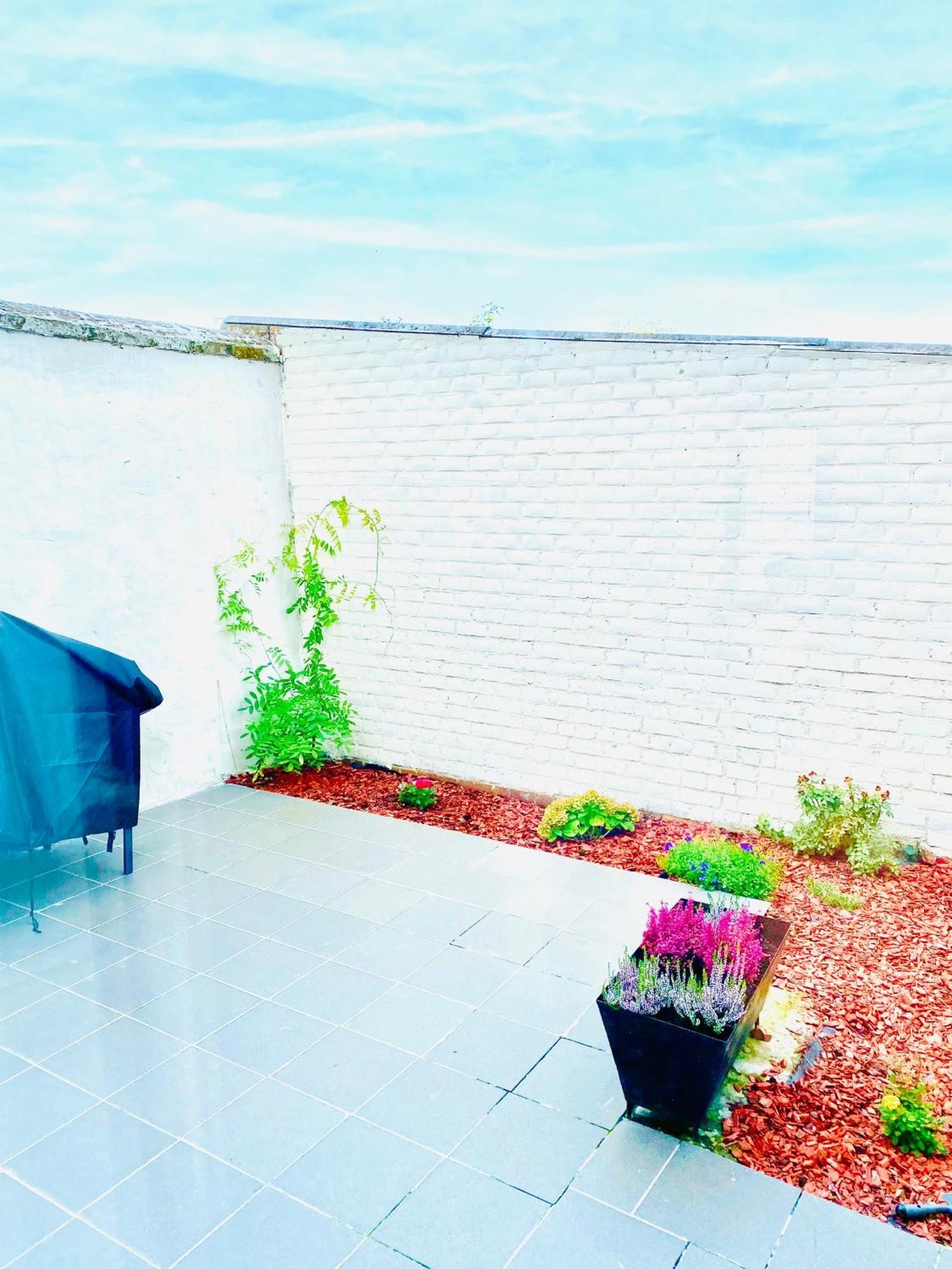 Residence Deluxe Charleroi Bagian luar foto